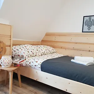 Przy Skoczni Homestay szállás
